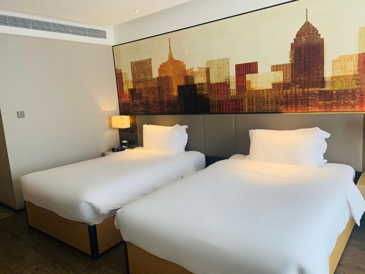 Mercure Shanghai Hongqiao Railway Station Exteriör bild